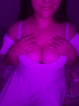 Snapshot of Lola-253 chatting on 20, 2, 2026 Lola-253 online show from 20, 2, 2026