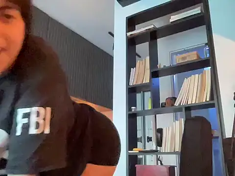 Snapshot of GalMelzin chatting on 20, 2, 2026 GalMelzin online show from 20, 2, 2026