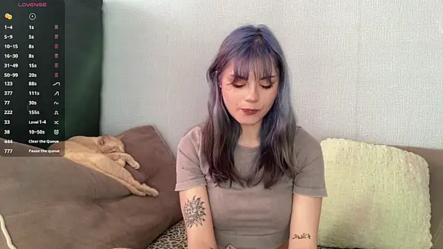 Emmibrilson online show from 2, 4, 2026