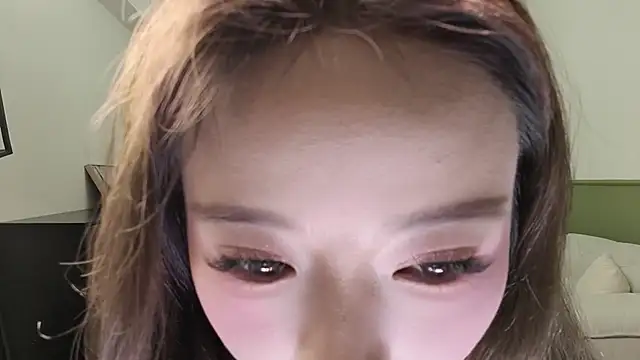 Snapshot of Ella_wan-wan chatting on 2, 3, 2026 Ella wan-wan online show from 2, 3, 2026