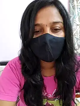 Snapshot of Shaliniqueen chatting on 1, 7, 2026 Shaliniqueen online show from 1, 7, 2026