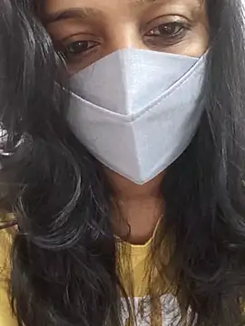 Snapshot of Shaliniqueen chatting on 8, 7, 2026 Shaliniqueen online show from 8, 7, 2026