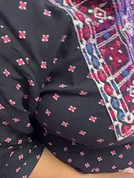 Queenlipx online show from 4, 4, 2026