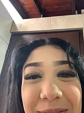 Iris Black online show from 11, 4, 2026