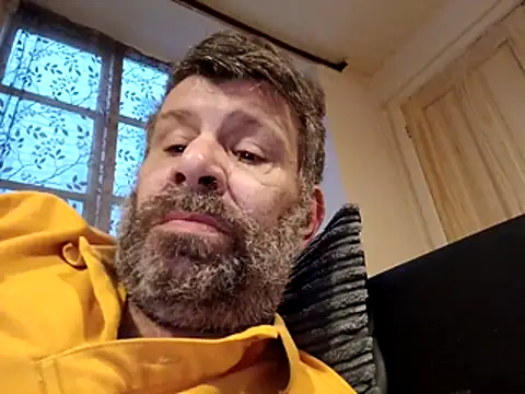 stud2512 online show from 14, 4, 2026