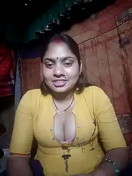 Snapshot of Aanushaka chatting on 10, 3, 2026 Aanushaka online show from 10, 3, 2026