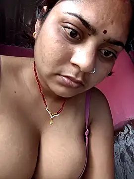 Snapshot of Aanushaka chatting on 2, 4, 2026 Aanushaka online show from 2, 4, 2026