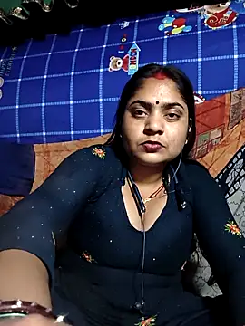 Snapshot of Aanushaka chatting on 5, 4, 2026 Aanushaka online show from 5, 4, 2026
