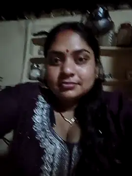 Snapshot of Aanushaka chatting on 17, 4, 2026 Aanushaka online show from 17, 4, 2026