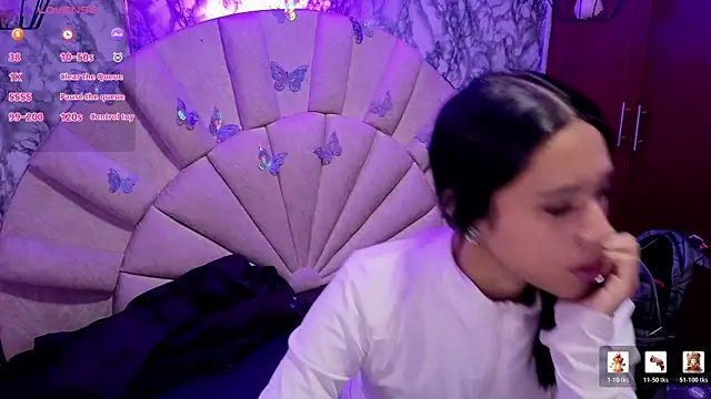 miiaboss  online show from 17, 4, 2026