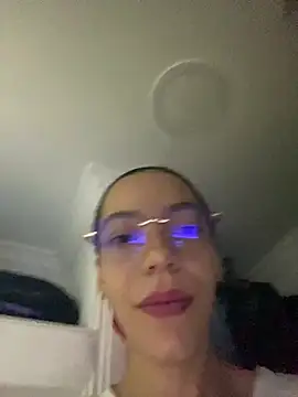 Snapshot of Maluxx333 chatting on 12, 7, 2026 Maluxx333 online show from 12, 7, 2026