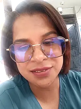 luna hotxx23 online show from 5, 4, 2026