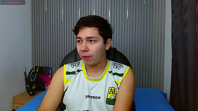 Julian Smith21 online show from 6, 4, 2026