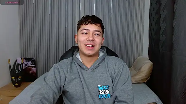 Snapshot of Julian_Smith21 chatting on 22, 6, 2026 Julian Smith21 online show from 22, 6, 2026
