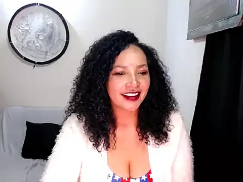 Snapshot of Nerea_Boolsara8 chatting on 5, 7, 2026 Nerea Boolsara8 online show from 5, 7, 2026