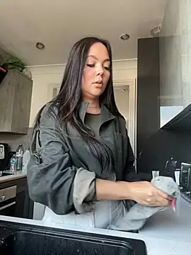 HiddenHalo1 online show from 22, 4, 2026