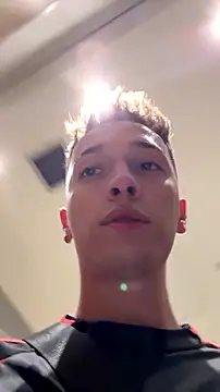 Snapshot of Thiago_Jones1 chatting on 17, 7, 2026 Thiago Jones1 online show from 17, 7, 2026