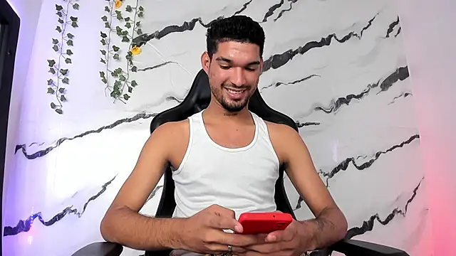 Snapshot of CarlosHotVibes chatting on 24, 2, 2026 CarlosHotVibes online show from 24, 2, 2026