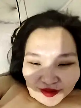 Snapshot of Sweety_Cheekss chatting on 1, 3, 2026 Sweety Cheekss online show from 1, 3, 2026