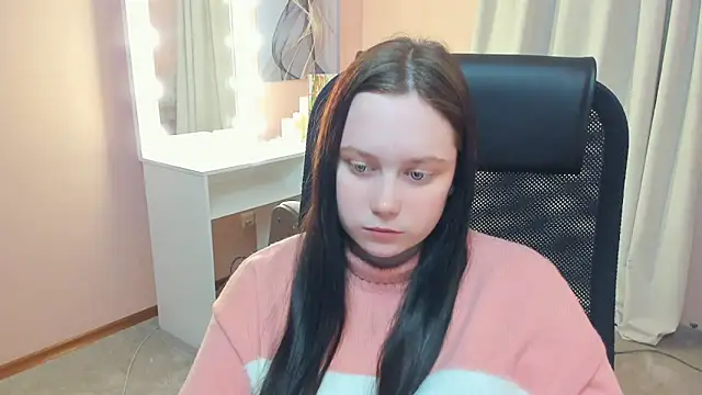 LynnaNull online show from 23, 2, 2026