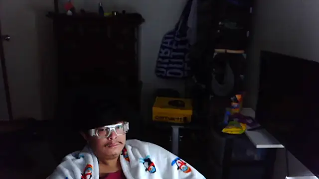 Snapshot of longlongsong chatting on 2, 3, 2026 longlongsong online show from 2, 3, 2026