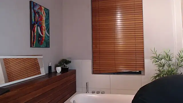 Snapshot of kamal_wolff chatting on 2, 3, 2026 kamal wolff online show from 2, 3, 2026