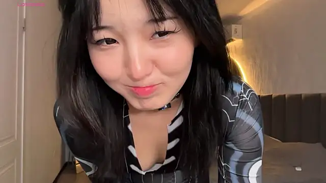 Snapshot of minnie_joy chatting on 19, 6, 2026 minnie joy online show from 19, 6, 2026