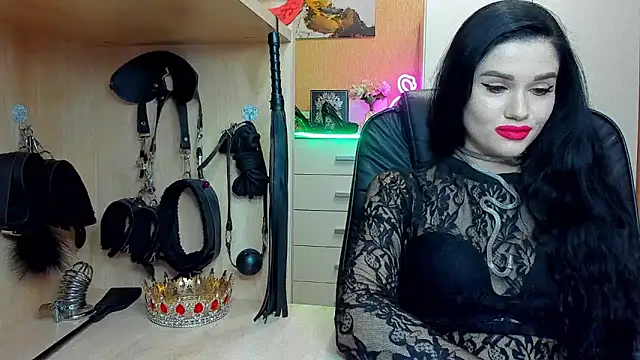 KristiTopxx online show from 7, 4, 2026