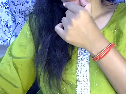 Snapshot of Neha_Sharma2 chatting on 8, 6, 2026 Neha Sharma2 online show from 8, 6, 2026