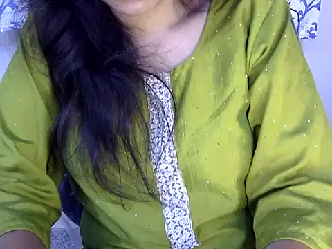 Snapshot of Neha_Sharma2 chatting on 28, 7, 2026 Neha Sharma2 online show from 28, 7, 2026