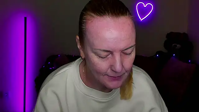 Snapshot of Bella_soulmate chatting on 18, 4, 2026 Bella soulmate online show from 18, 4, 2026