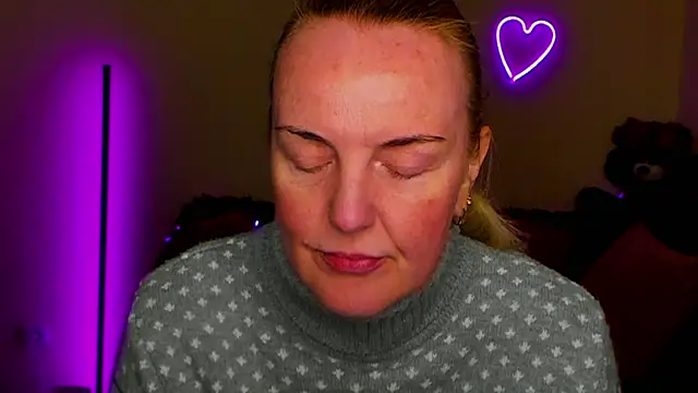 Snapshot of Bella_soulmate chatting on 25, 4, 2026 Bella soulmate online show from 25, 4, 2026