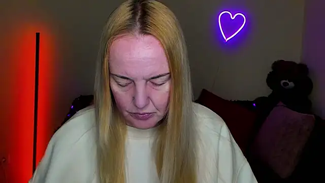 Snapshot of Bella_soulmate chatting on 28, 4, 2026 Bella soulmate online show from 28, 4, 2026