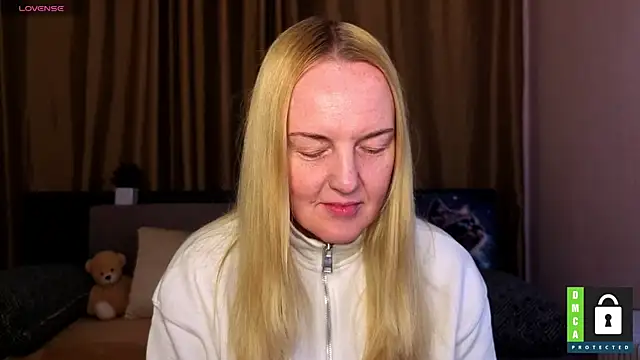 Snapshot of Bella_soulmate chatting on 6, 5, 2026 Bella soulmate online show from 6, 5, 2026