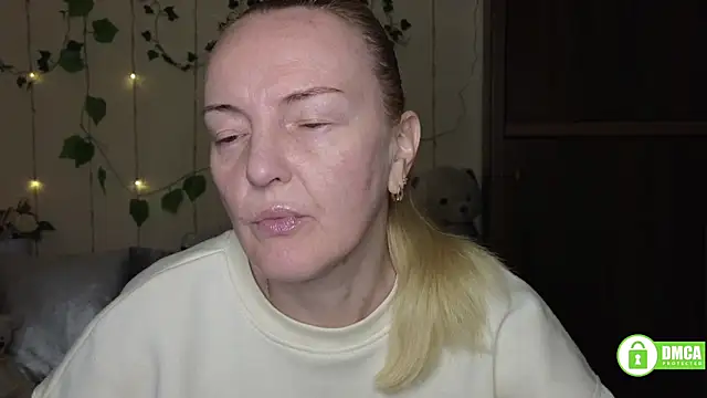 Snapshot of Bella_soulmate chatting on 9, 5, 2026 Bella soulmate online show from 9, 5, 2026