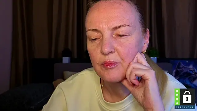 Snapshot of Bella_soulmate chatting on 19, 5, 2026 Bella soulmate online show from 19, 5, 2026
