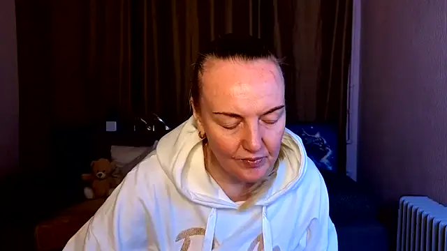 Snapshot of Bella_soulmate chatting on 18, 6, 2026 Bella soulmate online show from 18, 6, 2026