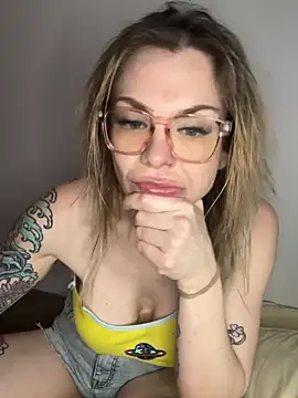 LaurenRae x online show from 18, 4, 2026