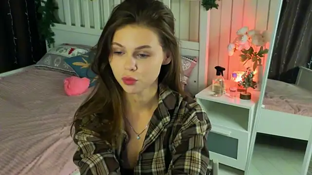 EarthaLevra online show from 1, 3, 2026