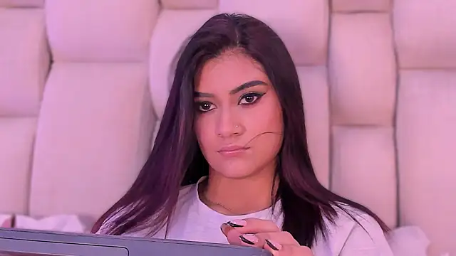 KatherineRuiz  online show from 15, 3, 2026