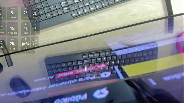 Snapshot of Jalilat_billal chatting on 8, 4, 2026 Jalilat billal online show from 8, 4, 2026