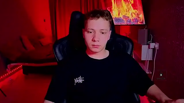 Snapshot of Karl_Night_ chatting on 10, 5, 2026 Karl Night online show from 10, 5, 2026