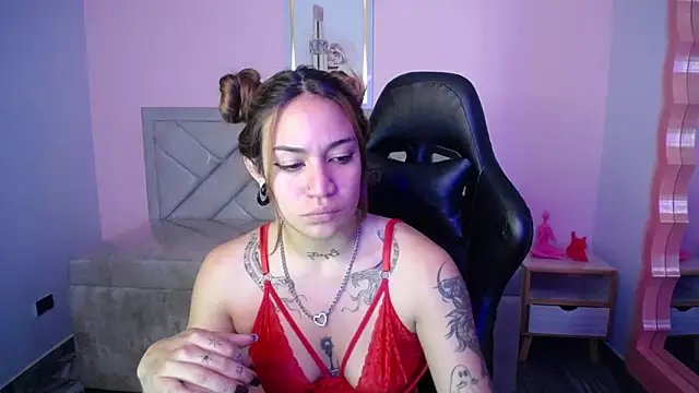 Andrea ch01 online show from 18, 3, 2026