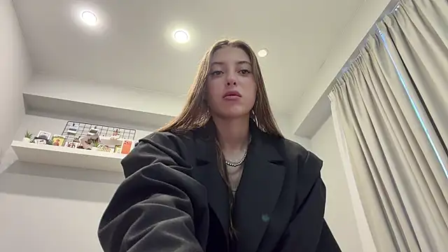 selena favn online show from 30, 6, 2026