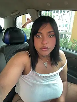 Nahomy firee online show from 4, 3, 2026