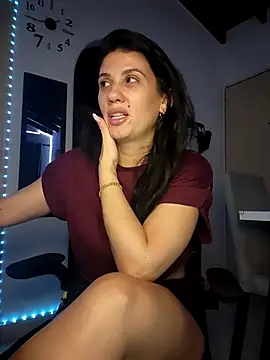 sashaaqueen online show from 5, 3, 2026