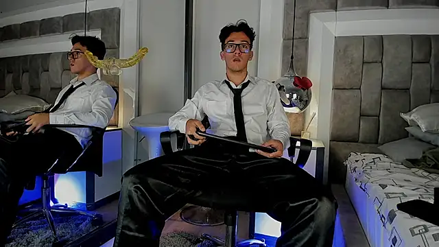 Snapshot of Austin_Reedss chatting on 6, 3, 2026 Austin Reedss online show from 6, 3, 2026