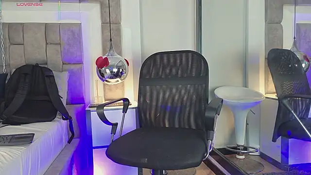 Snapshot of Austin_Reedss chatting on 25, 3, 2026 Austin Reedss online show from 25, 3, 2026