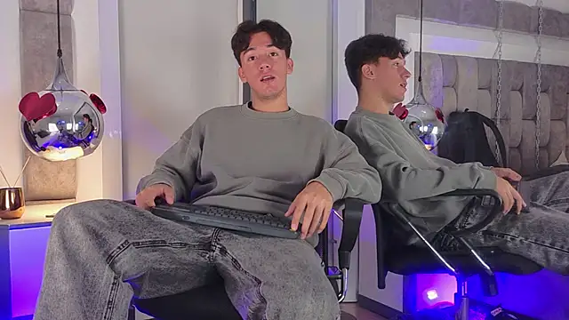 Snapshot of Austin_Reedss chatting on 1, 4, 2026 Austin Reedss online show from 1, 4, 2026