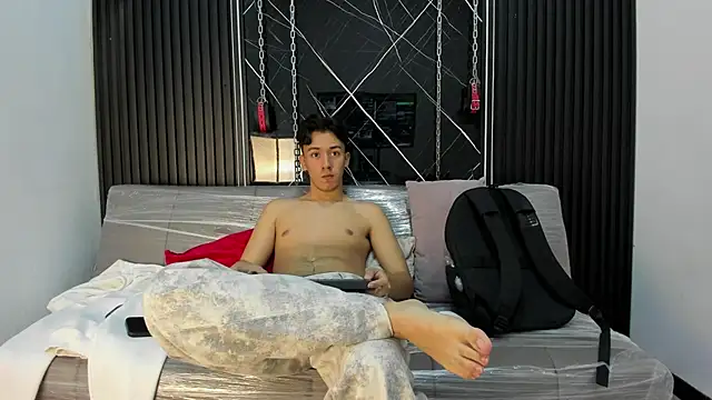 Snapshot of Austin_Reedss chatting on 11, 4, 2026 Austin Reedss online show from 11, 4, 2026